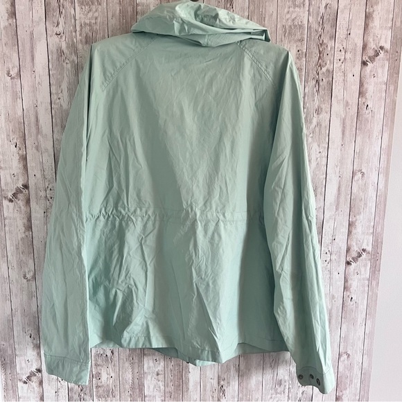 Hunter Women’s Packable Full Zip Raincoat Size Large Mint Green - Picture 6 of 6